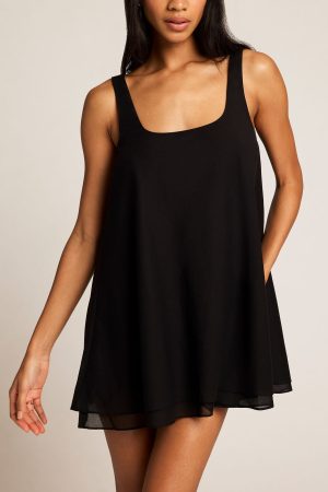 Island Swing Dress in Black